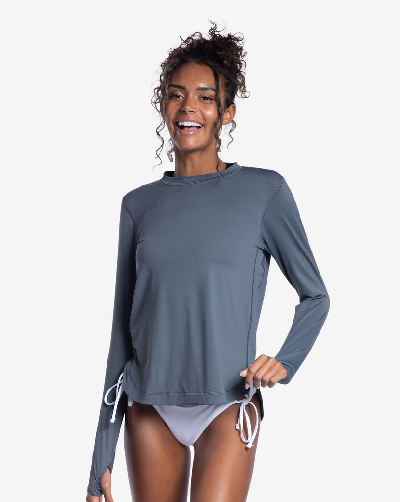 WOMEN'S RELAXED SCALLOP TOP (2015) - BloqUV