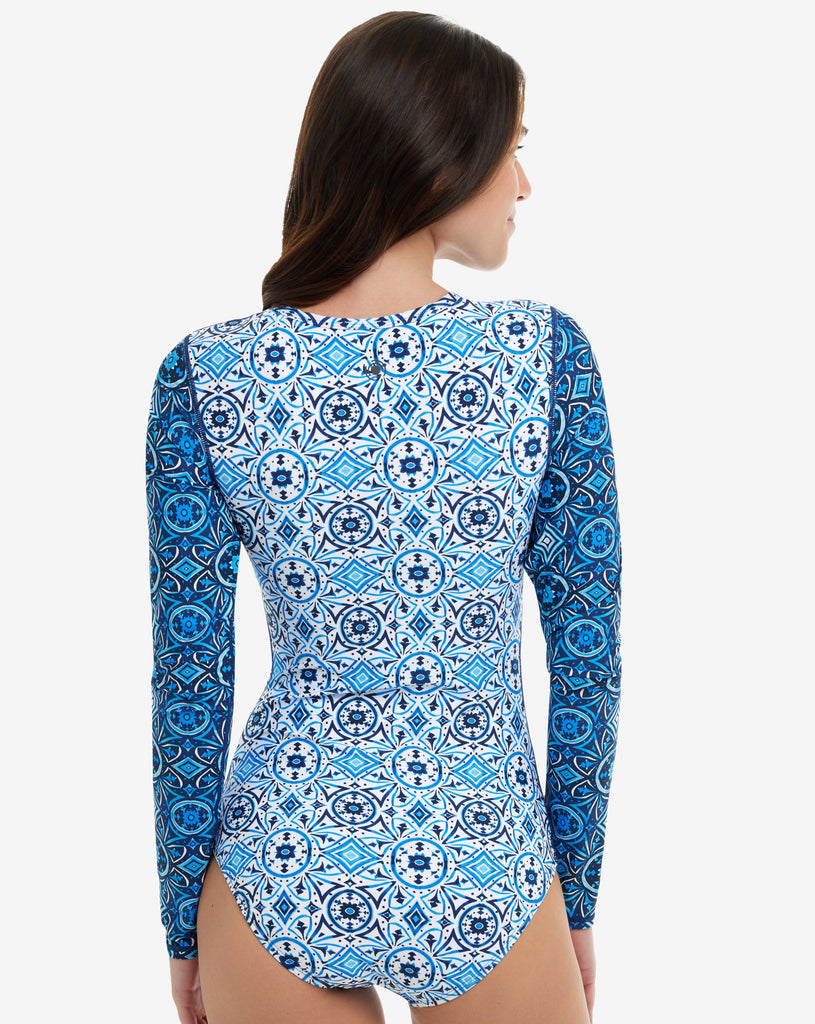 Women wearing moroccan tiles print long sleeve paddlesuit with zipper. Picture shows the back. (Style 24350J) - BloqUV
